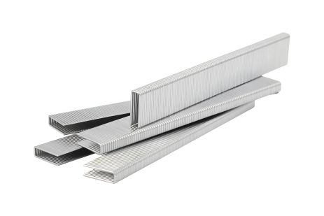 Закаленные скобы для пневмостеплера тип 90 18 мм/5.8х1.25 мм 15000 шт MASTERTOOL FX-2418 Закаленные скобы для пневмостеплера тип 90 18 мм/5.8х1.25 мм 15000 шт MASTERTOOL FX-2418