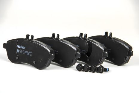 Гальмівні колодки MB C-CLASS, MB E-CLASS, MB SLK, WOKING (P1201300)