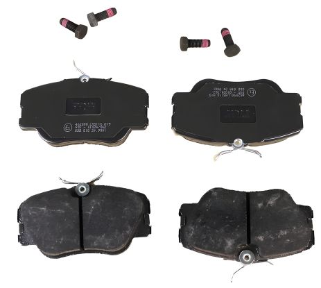 Комплект гальмівних колодок для MB 124, MB E-CLASS, MB 190, TRW (GDB818) Комплект гальмівних колодок для MB 124, MB E-CLASS, MB 190, TRW (GDB818)