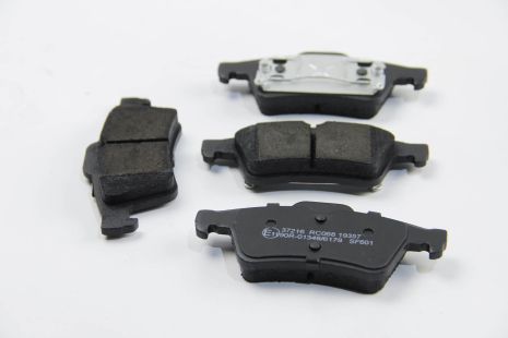 Комплект гальмівних колодок VOLVO C30, MAZDA 3, FORD TRANSIT, A.B.S. (37216)