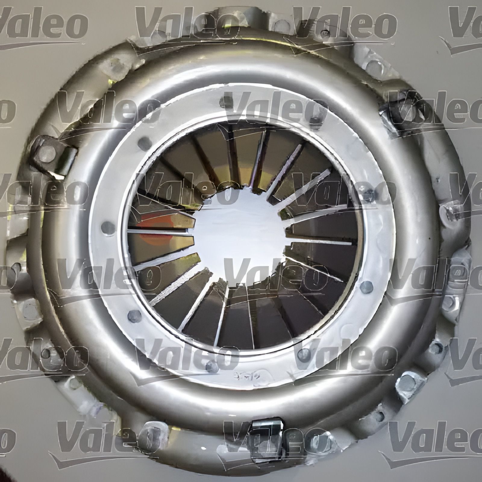 Комплект сцепления HONDA CR-V, HONDA CIVIC, VALEO (826380) Комплект сцепления HONDA CR-V, HONDA CIVIC, VALEO (826380)