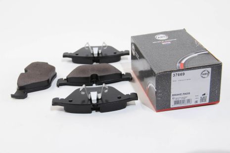 Комплект тормозных колодок BMW X1, BMW 3, A.B.S. (37669)