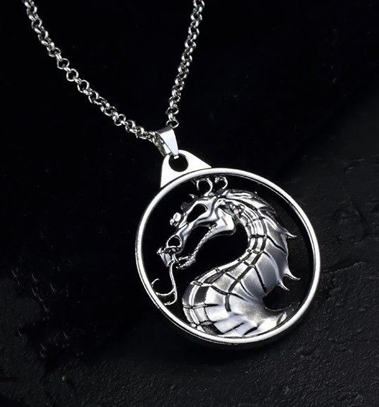 Кулон Дракон подвеска в виде дракона из фильма Mortal Kombat черный цвет Кулон Дракон подвеска в виде дракона из фильма Mortal Kombat черный цвет