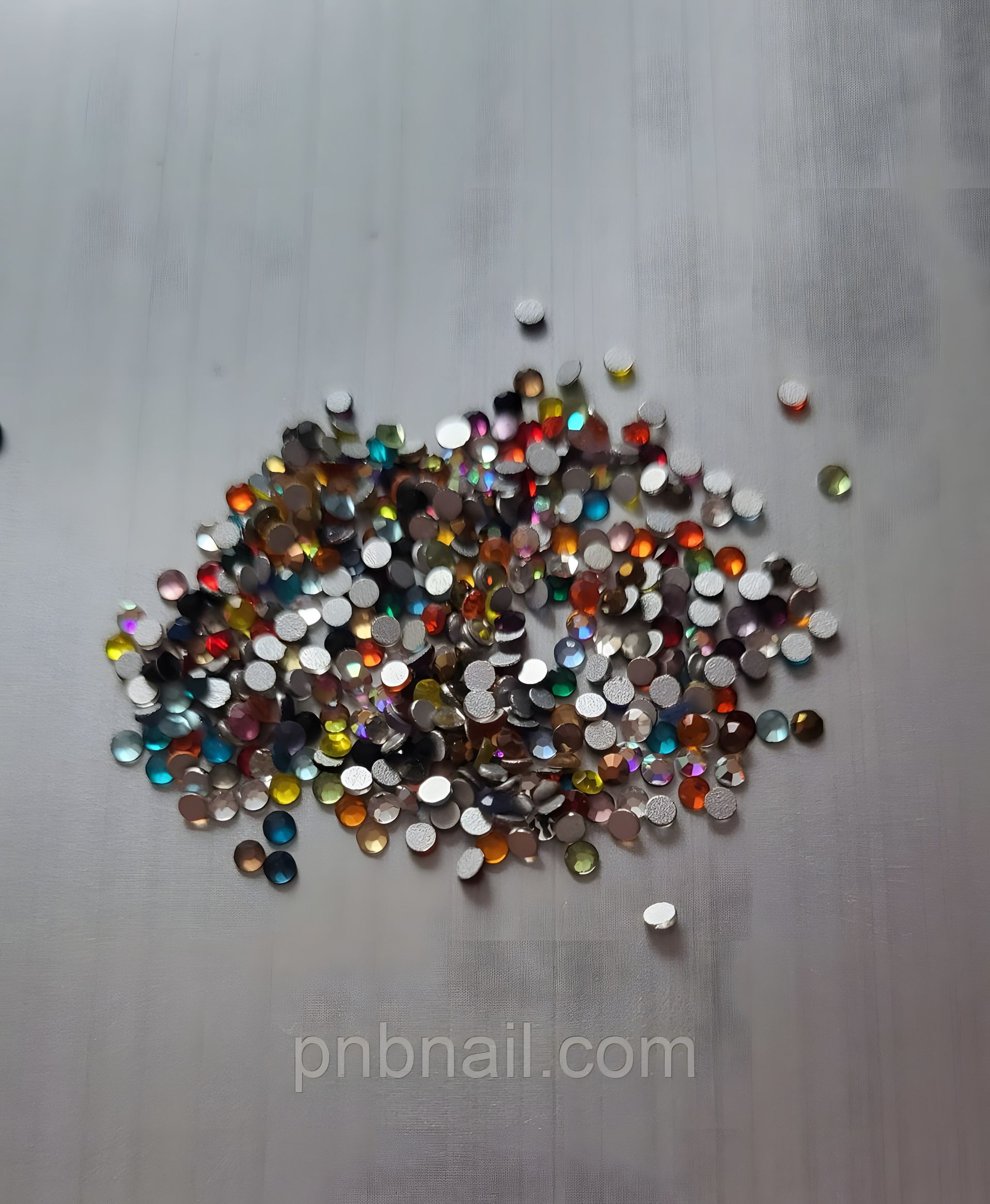 Стрази різнобарвні, розмір SS4 / скло, 200 шт. - Пі Стрази різнобарвні, розмір SS4 / скло, 200 шт. - Пі