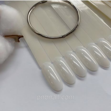 Овальні типси на кільці (палітра віяло), молочні / 50 шт.