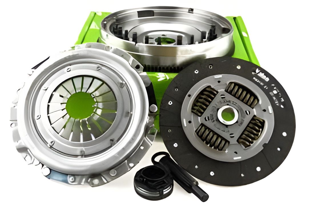 Комплект зчеплення VW PASSAT, AUDI A4, AUDI A6, VALEO (835005) Комплект зчеплення VW PASSAT, AUDI A4, AUDI A6, VALEO (835005)