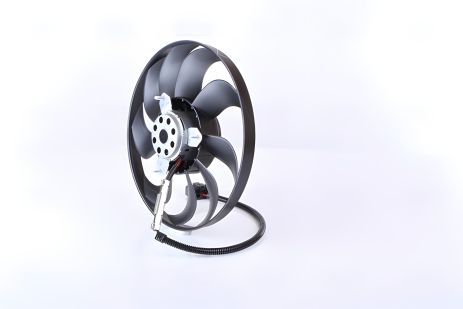 Вентилятор радиатора охлаждения SEAT LEON, VW GOLF, SKODA OCTAVIA, NISSENS (85715)