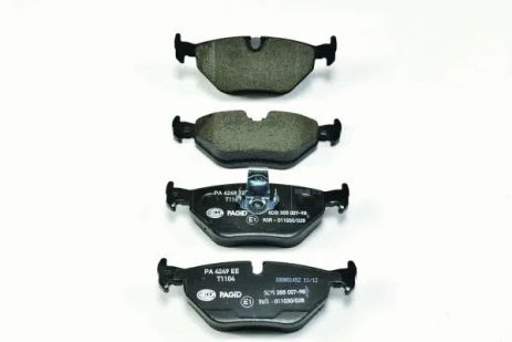 Комплект гальмівних колодок ALPINA B10, BMW 5, HELLA PAGID (8DB355007981)