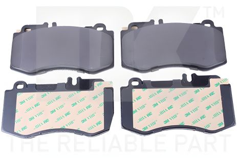 Комплект гальмівних колодок MB CLS, MB E-CLASS, NK (2233103) Комплект гальмівних колодок MB CLS, MB E-CLASS, NK (2233103)