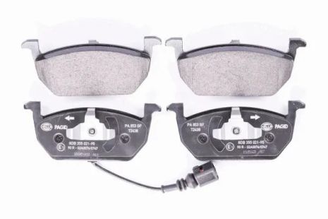 Комплект гальмівних колодок SKODA OCTAVIA, SEAT LEON, VW GOLF, HELLA PAGID (8DB355021951)