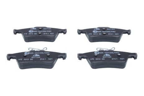 Комплект гальмівних колодок CHEVROLET VECTRA, FORD TRANSIT, OPEL VECTRA, ATE (13046071942)