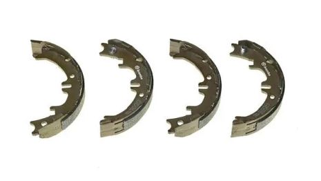 Набор колодок стояночного тормоза MITSUBISHI PAJERO, LEXUS IS, TOYOTA AVENSIS, BREMBO (S83542)