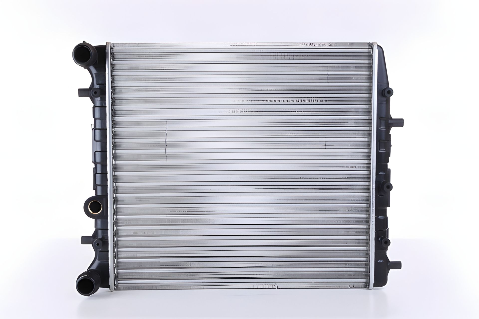 Радіатор охолодження двигуна SEAT CORDOBA, VW FOX, NISSENS (652691) Радіатор охолодження двигуна SEAT CORDOBA, VW FOX, NISSENS (652691)