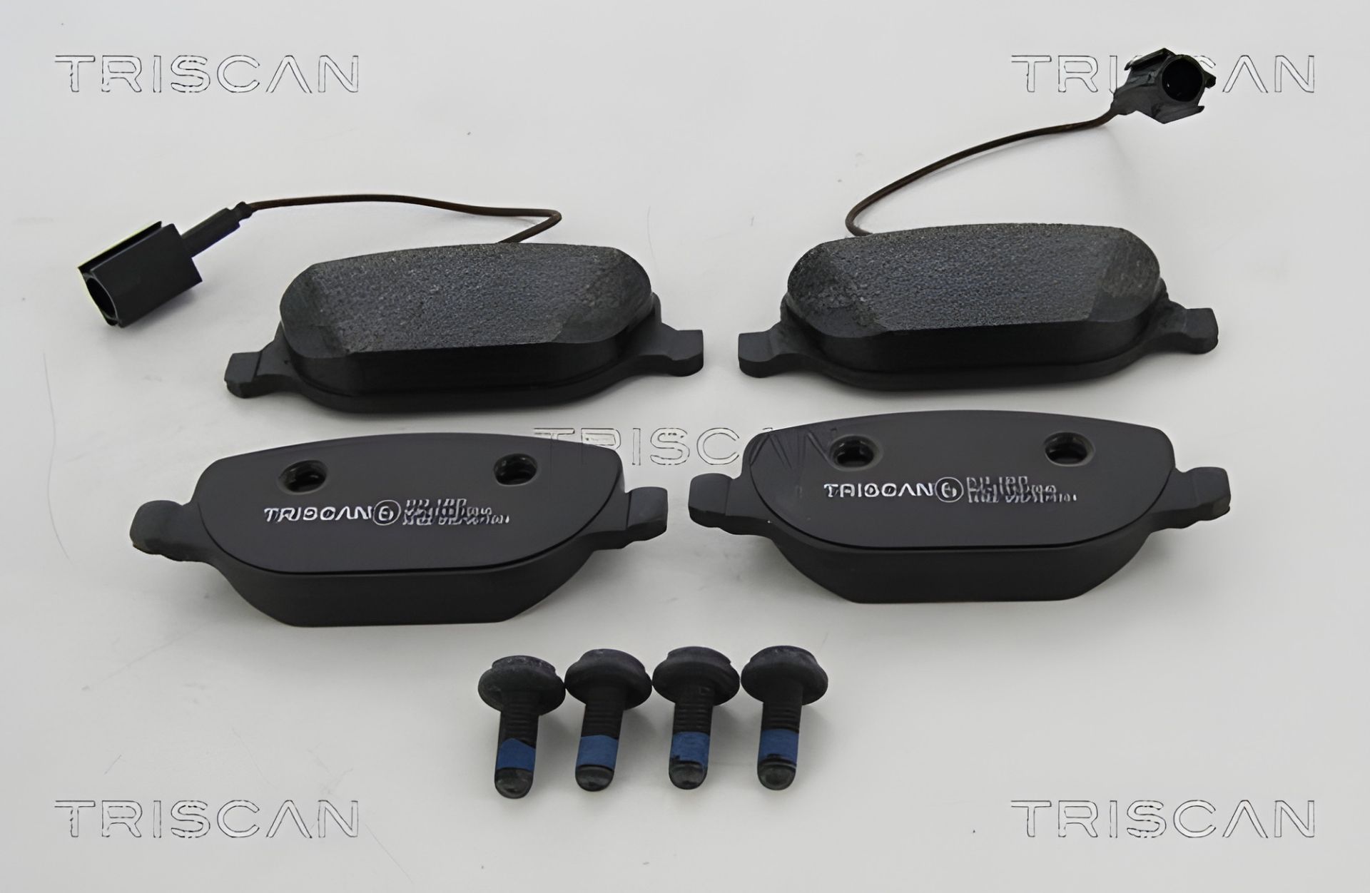 Тормозные колодки комплект для ALFA ROMEO, TRISCAN (811012021) Тормозные колодки комплект для ALFA ROMEO, TRISCAN (811012021)