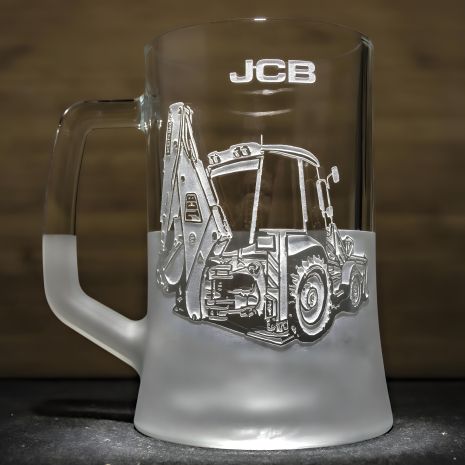 Пивной бокал с гравировкой экскаватора JCB - Подарок для экскаваторщика