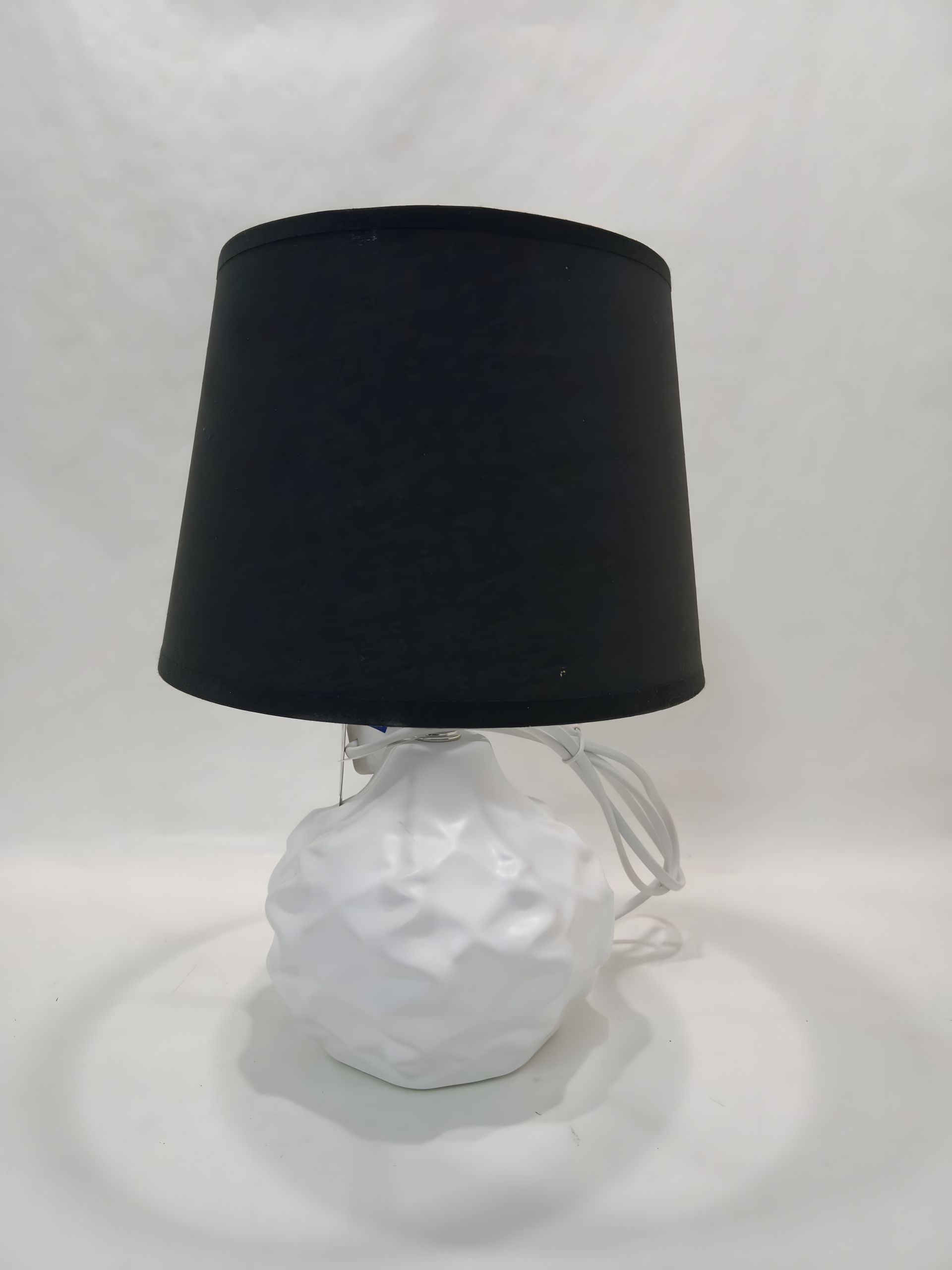 VALESO декоративная настольная лампа V DTL907W VALESO декоративная настольная лампа V DTL907W