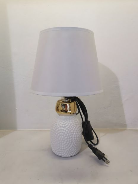 Настільна лампа декоративна IS 4064
