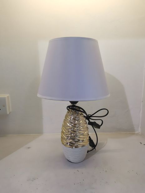 Настольная лампа декоративная VALESO V 4076 Настольная лампа декоративная VALESO V 4076