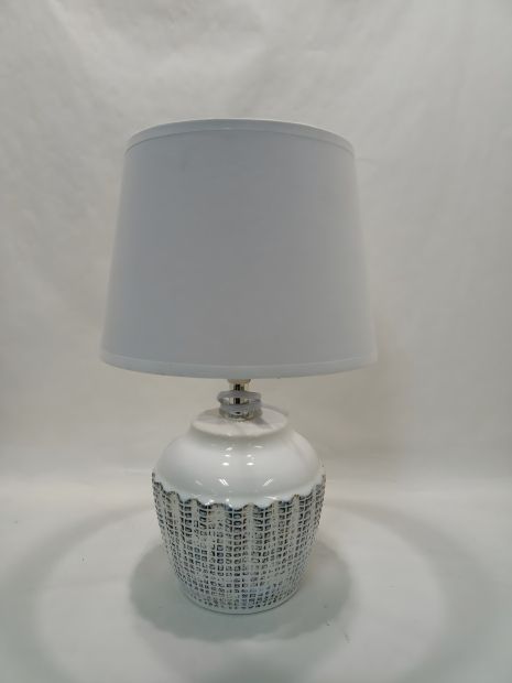 Декоративна настільна лампа IS DTL1020