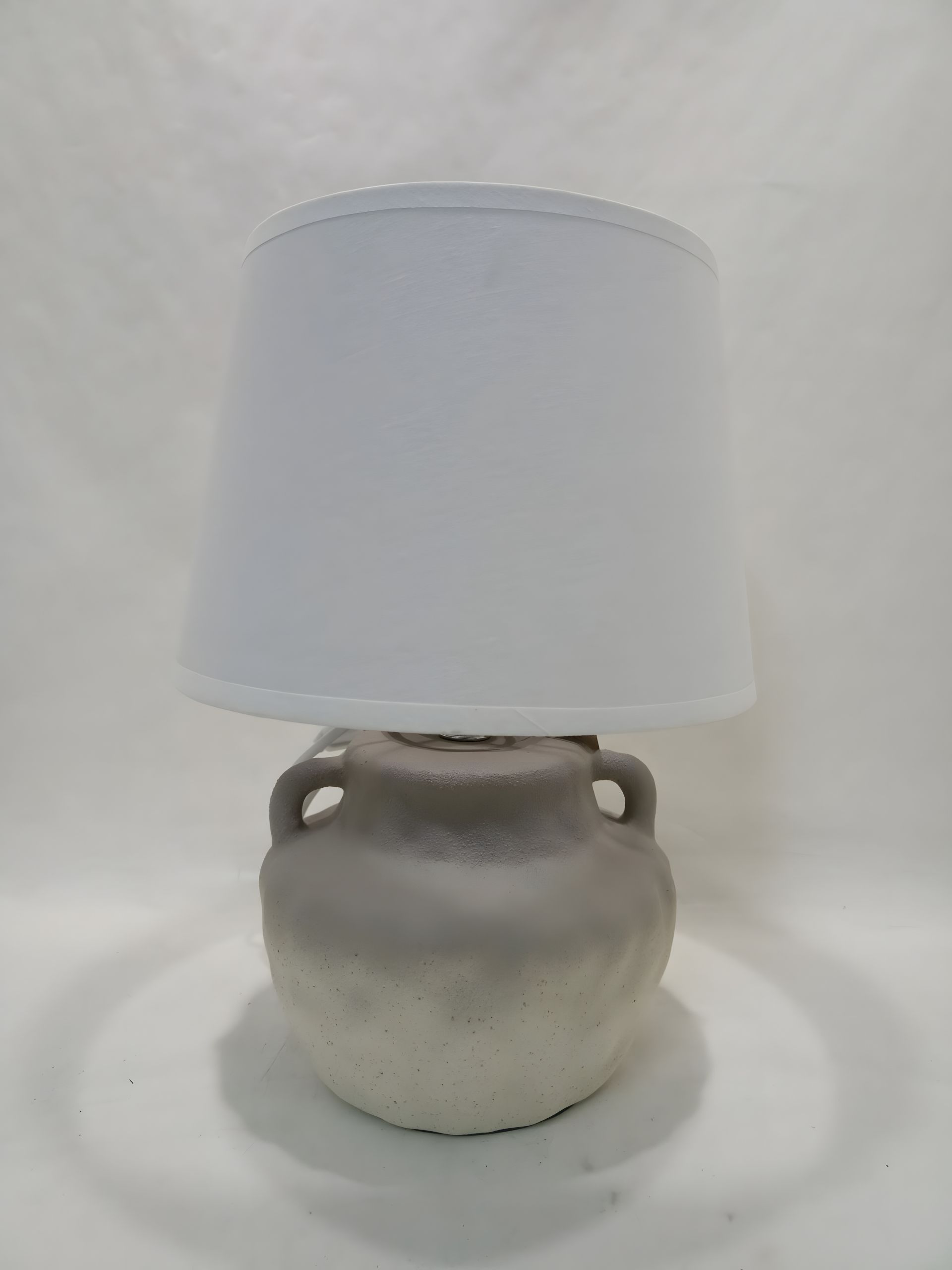 Настольная декоративная лампа Valeso V DTL1114W Настольная декоративная лампа Valeso V DTL1114W