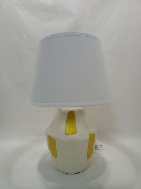 Декоративная настольная лампа Valeso V DTL1110W Декоративная настольная лампа Valeso V DTL1110W