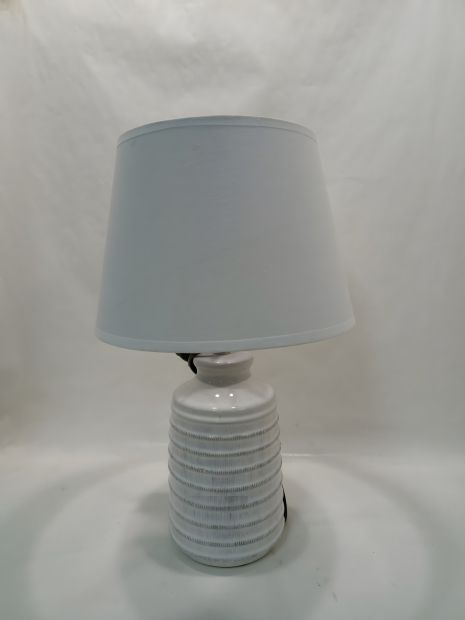 Настольная лампа VALESO V DTL1021 декоративная