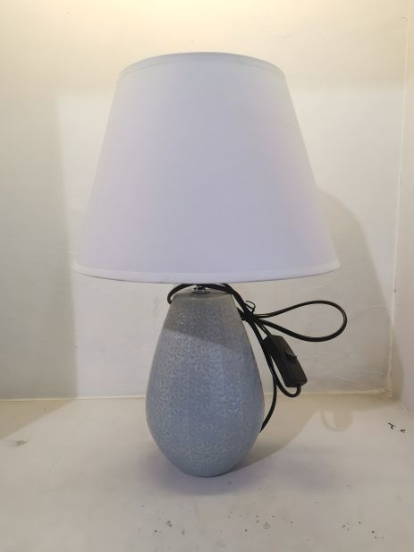 Настольная лампа декоративная IS 4048