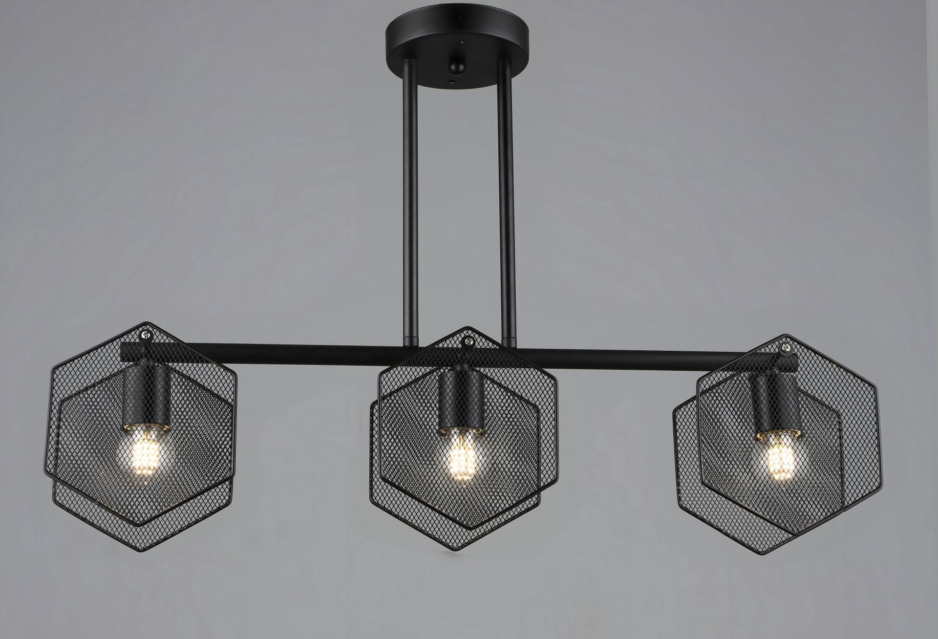 Люстра в лофт-стиле Sirius B S2473/3 BK черная Люстра в лофт-стиле Sirius B S2473/3 BK черная