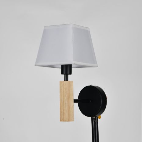 Бра настінне класичне VALESO V15-1B BK чорне Бра настінне класичне VALESO V15-1B BK чорне