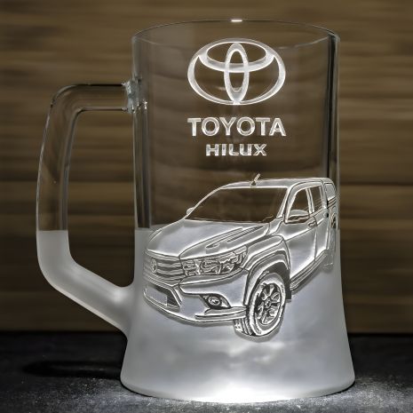 Келих пивний з фото гравіюванням автомобіля Toyota Hilux Тойота Хайлюкс - подарунок для водія Келих пивний з фото гравіюванням автомобіля Toyota Hilux Тойота Хайлюкс - подарунок для водія