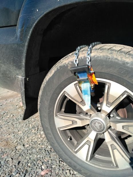 Автобраслети ланцюга протиковзання "Пітон" на джип і позашляховик, комплект із 4 браслетів Автобраслети ланцюга протиковзання "Пітон" на джип і позашляховик, комплект із 4 браслетів