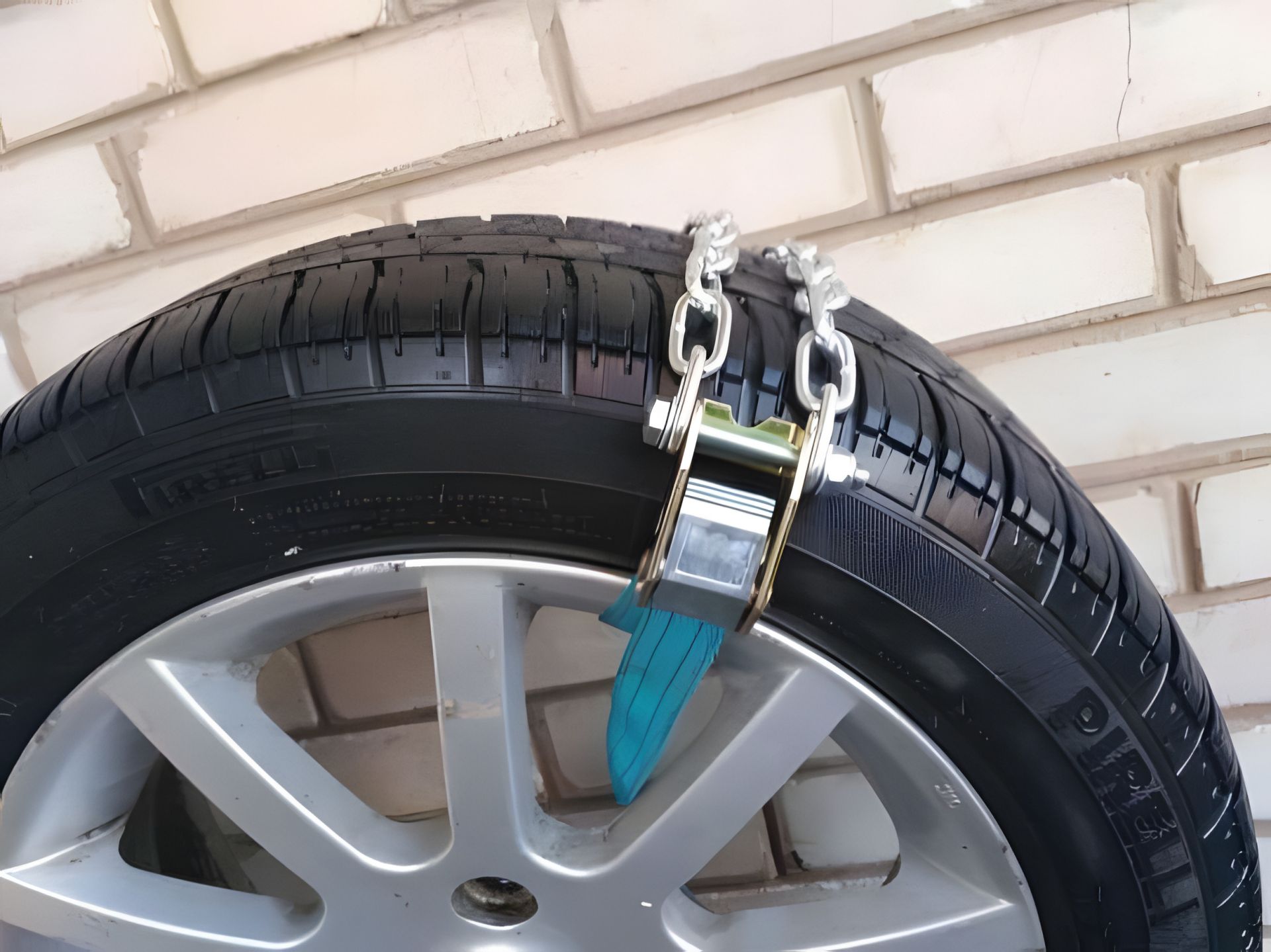 Автобраслети "Пітон" замок-затиск, 6шт. для підвищення прохідності Автобраслети "Пітон" замок-затиск, 6шт. для підвищення прохідності