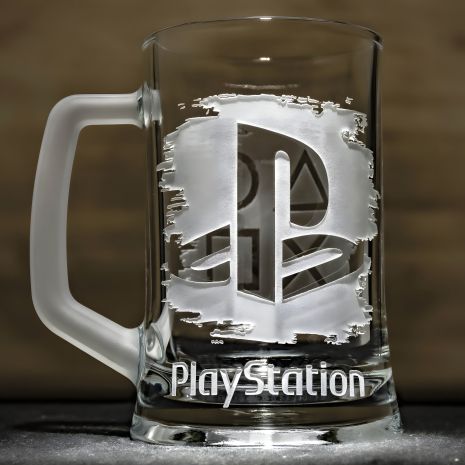 Пивной бокал с гравировкой логотипа Sony PlayStation