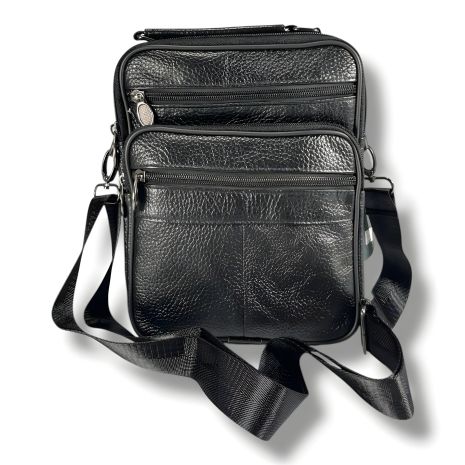 Черная кожаная сумка через плечо с одним отделением и тремя фронтальными карманами