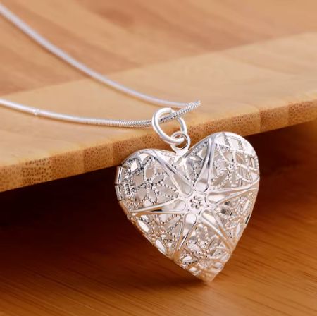 Кулон медальйон у формі серця підвіска серце Heart стерл. ср. тиффані tiffany