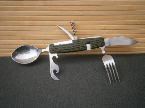 Набор столовых приборов 5 в 1 Travel Outdoor K605, чем открытие вилки Spoon в обложке