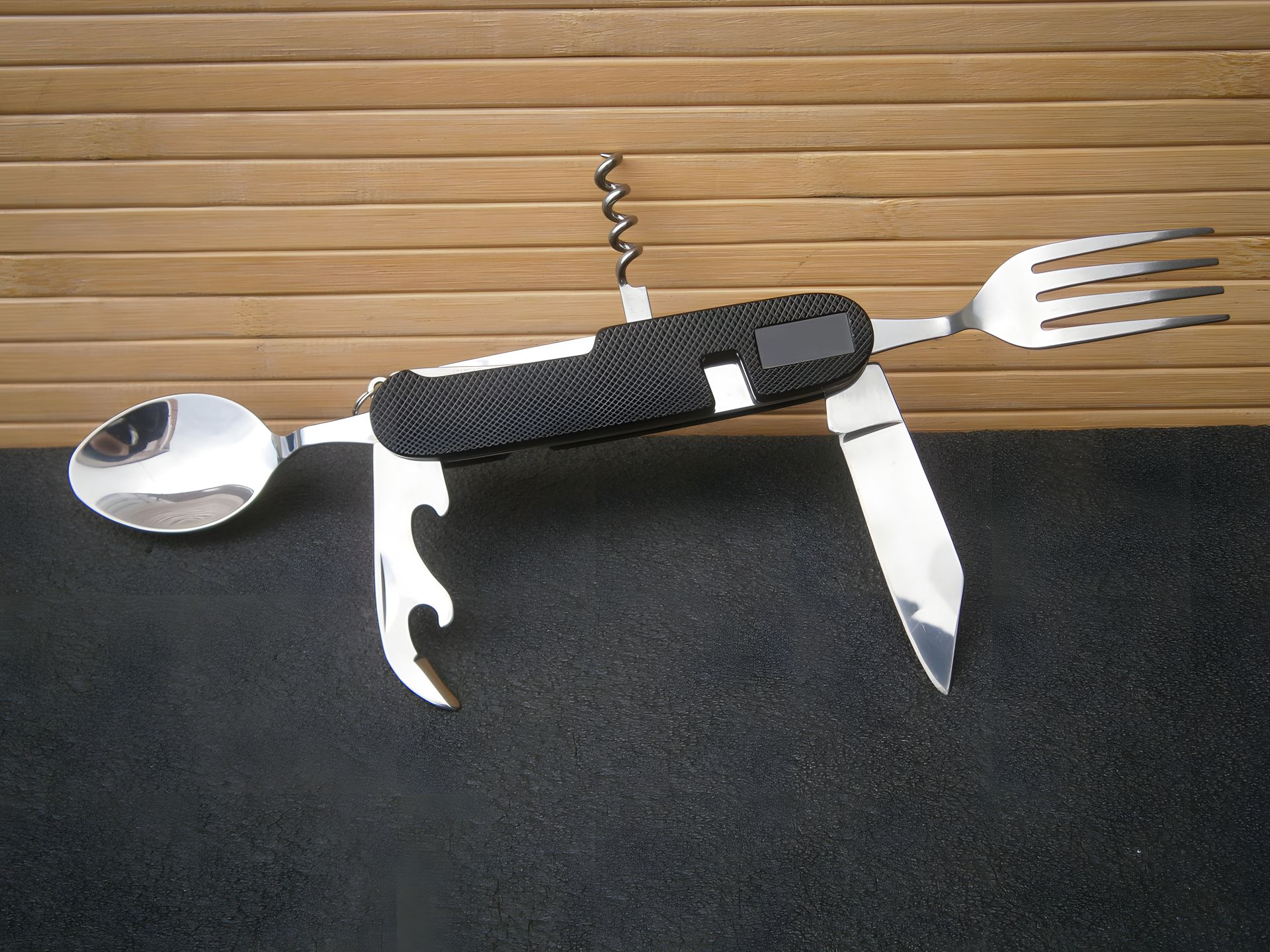 Travel Outdoor столовый прибор 5 в 1 (нож, ложка, вилка, открывалка) в чехле A-106 Travel Outdoor столовый прибор 5 в 1 (нож, ложка, вилка, открывалка) в чехле A-106