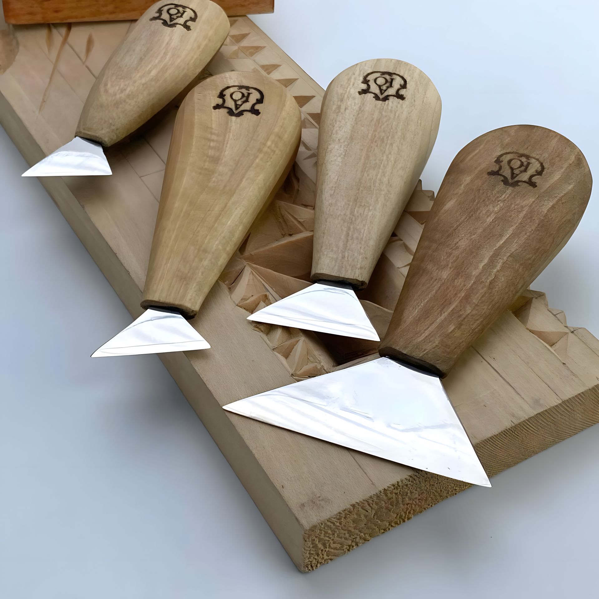 Набор флажков АЮ-STRYI для геометрической резьбы Набор флажков АЮ-STRYI для геометрической резьбы