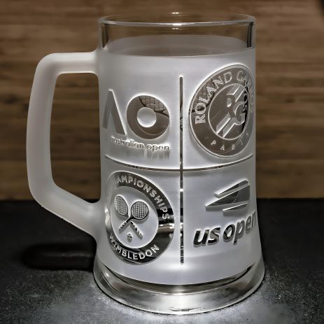 Подарунковий бокал для тенісиста з гравіюванням логотипів турнірів Великого шлема