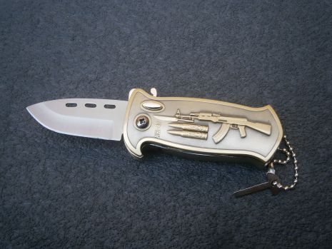 Турбопламенная зажигалка в виде ножа АК-47