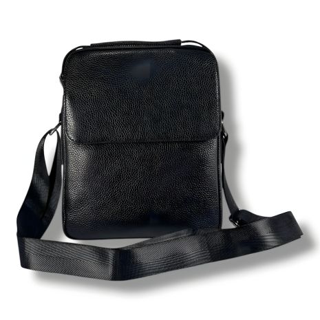 Чоловіча шкіряна сумка через плече (1 відділення, чорна, стильна та містка)