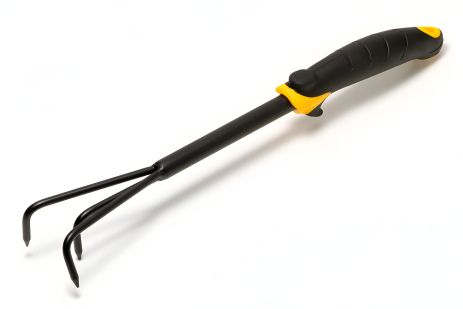 Садовый культиватор 385х60 мм с двухкомпонентной ручкой MASTERTOOL 14-6173 Садовый культиватор 385х60 мм с двухкомпонентной ручкой MASTERTOOL 14-6173