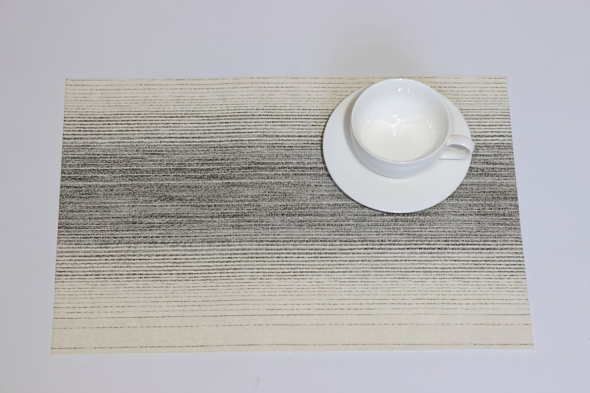 Водостійкий килимок для сервірування столу Madrid -12 Водостійкий килимок для сервірування столу Madrid -12