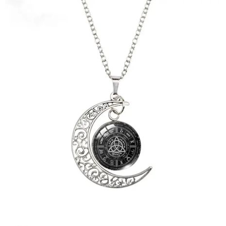 Кулон Языческое Колесо Трикветр и луна Виккан Sigil Сигил Магия амулет оберег талисман подвеска