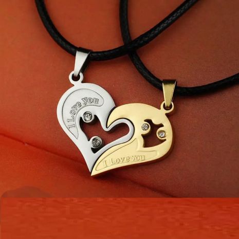 Парні підвіски для закоханих дві половинки серця I Love you