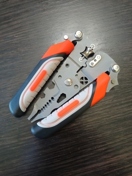 Електричні плоскогубці Електричні плоскогубці