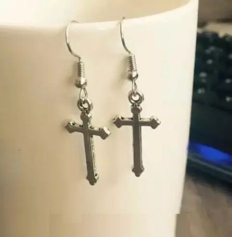 Сережки хрестики у вигляді хреста