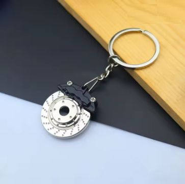 Брелок для автолюбителей металлические тормозные колодки