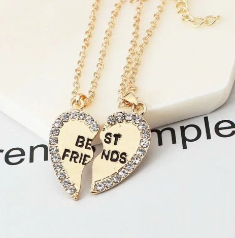 Парні кулони BEST FRIENDS для кращих друзів у вигляді половинок серця зі стразами