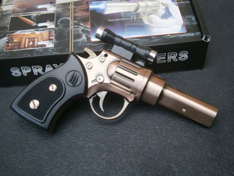 Металлическая турбогазовая зажигалка сувенирная Revolver Gold с лазером